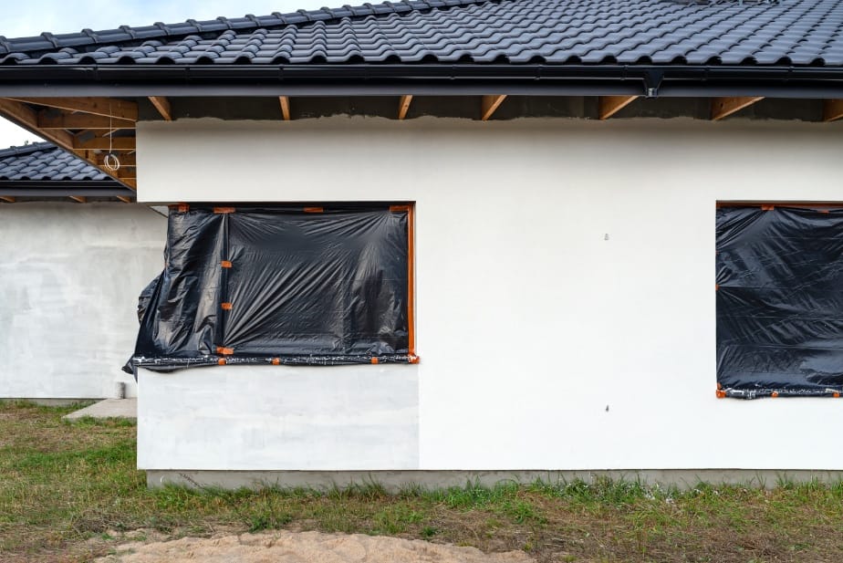 podbitka otynkowana podbitka z osb i tynk, ostatni etap